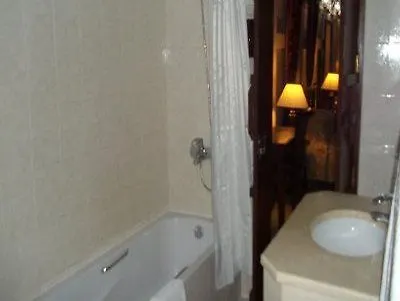 Ahmedia Heritage Guesthouse 두바이 아파트