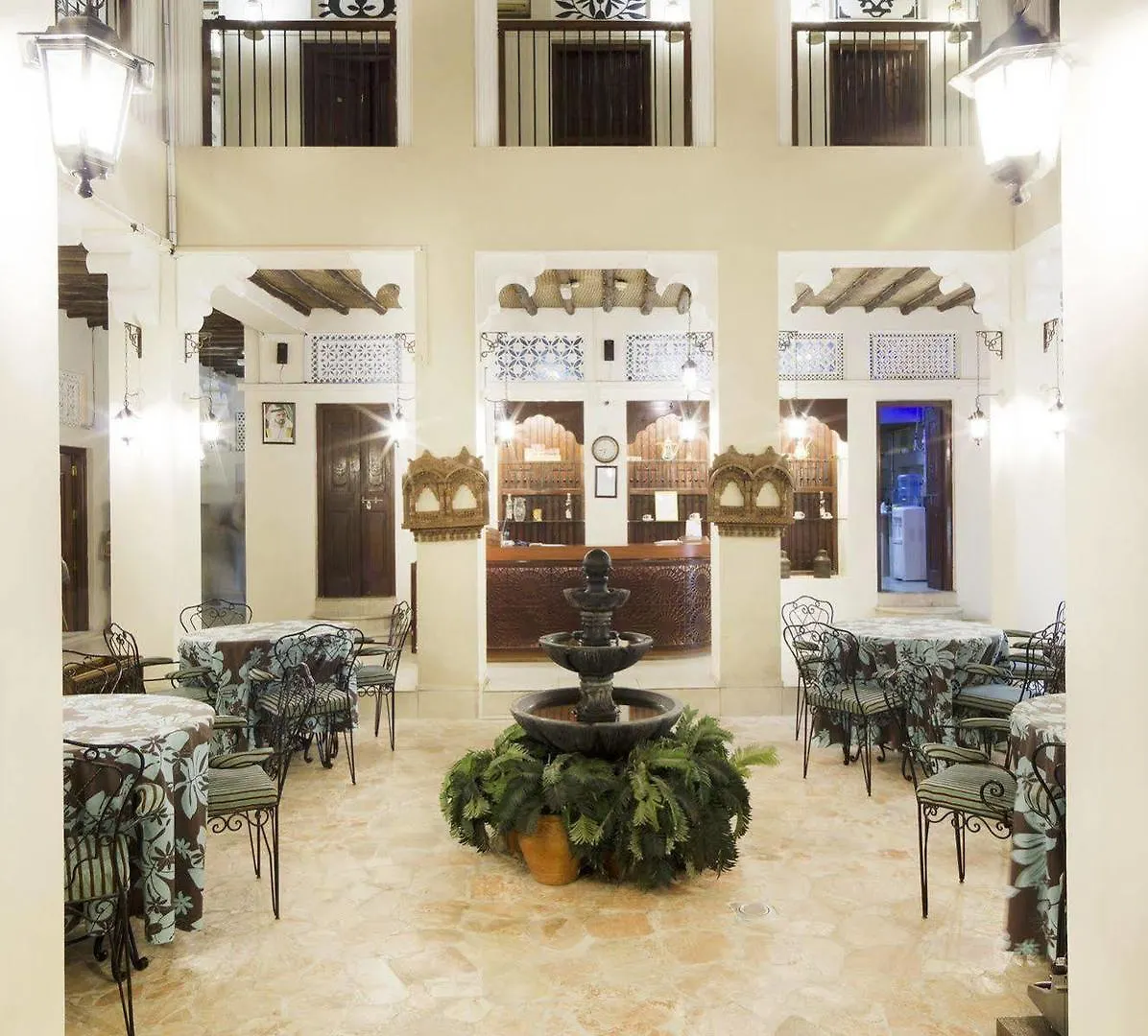 아파트 Ahmedia Heritage Guesthouse 두바이 아랍에미리트